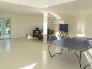 Foto 9 de Casa venta 4 dormitorios 2 baños 2400 mts 2 totales  - Villa Elvira