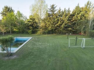 Foto 41 de Casa venta 4 dormitorios 2 baños 2400 mts 2 totales  - Villa Elvira