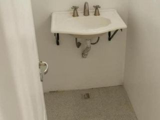 Foto 11 de Casa venta 4 dormitorios 2 baños 2400 mts 2 totales  - Villa Elvira