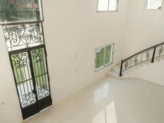 Foto 23 de Casa venta 4 dormitorios 2 baños 2400 mts 2 totales  - Villa Elvira