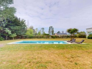 Foto 40 de Casa venta 4 dormitorios 2 baños 2400 mts 2 totales  - Villa Elvira