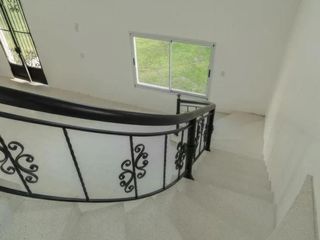 Foto 10 de Casa venta 4 dormitorios 2 baños 2400 mts 2 totales  - Villa Elvira
