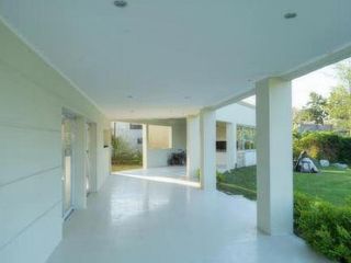 Foto 24 de Casa venta 4 dormitorios 2 baños 2400 mts 2 totales  - Villa Elvira