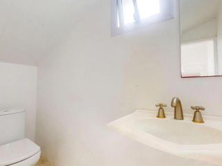 Foto 5 de Casa venta 4 dormitorios 2 baños 2400 mts 2 totales  - Villa Elvira