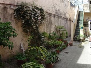 Foto 6 de Casa de 6 ambientes en Venta en Parque centenario