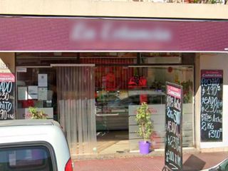 Foto 2 de LOCAL EN EXCELENTE ZONA COMERCIAL