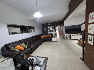 Foto 6 de CASA 4 AMBIENTES CON GARAGE / QUINCHO