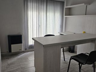Foto 7 de EN ALQUILER. Oficina Amoblada. CENTRO. Las Varillas. GUE