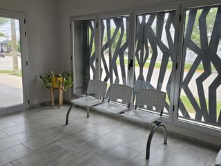 Foto 5 de EN ALQUILER. Oficina Amoblada. CENTRO. Las Varillas. GUE