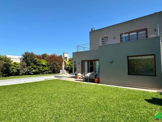 Foto 3 de HSM, Molino Norte, Hermosa casa de 4 dormitorios con pileta