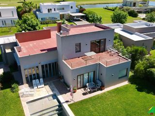 Foto 5 de HSM, Molino Norte, Hermosa casa de 4 dormitorios con pileta