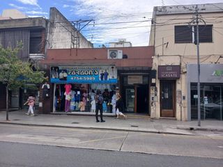 Foto 3 de Excelente local 180 m2  a metros Plaza San Martin,