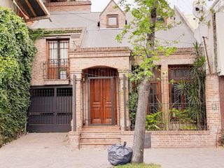 Foto 1 de CASA EN VENTA 5 AMB CENTRO SAN MARTIN
