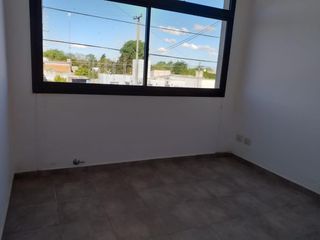 Foto 8 de VENTA - DEPARTAMENTO PRIMER PISO - BARRIO GALLO BLANCO