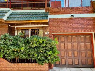 Foto 2 de Venta Casa en Pque. Patricios 280 m. Totales! Mas Cochera