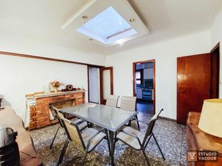 Foto 31 de Casa en venta - 3 Dormitorios 2 Baños 3 Cocheras - 459.98Mts2 - Berisso