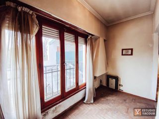 Foto 18 de Casa en venta - 3 Dormitorios 2 Baños 3 Cocheras - 459.98Mts2 - Berisso