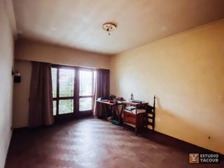 Foto 16 de Casa en venta - 3 Dormitorios 2 Baños 3 Cocheras - 459.98Mts2 - Berisso