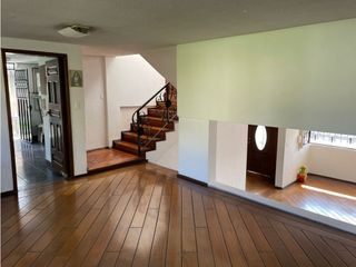 Foto 9 de Monteserrín, Casa Comercial en Renta, 170m2, 8 Ambientes