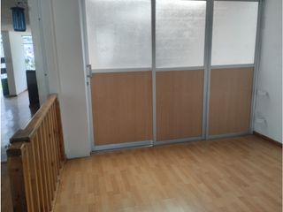 Foto 12 de Mariana de Jesús, Casa Comercial en Renta, 400m2, 11 Ambientes