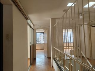 Foto 20 de Mariana de Jesús, Casa Comercial en Renta, 400m2, 11 Ambientes