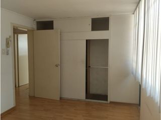 Foto 11 de Mariana de Jesús, Casa Comercial en Renta, 400m2, 11 Ambientes