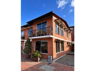 Foto 1 de Hermosa casa en Cajicá para venta o renta amoblada o sin amoblar  !!
