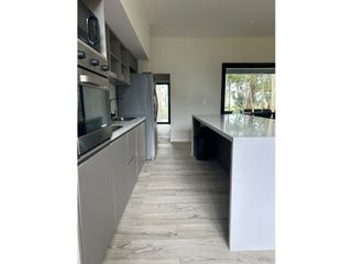 Foto 5 de COSTA ESMERALDA - SENDEROS III 303 - ALQUILER