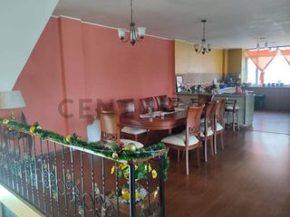 Foto 2 de Venta de Edificio  La Magdalena Perfecta Ubicación Local Comercial y Casa Dúplex