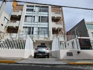 Foto 1 de Departamento 2D Amoblado en Alquiler Urb. Floresta de Carcelen