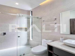 Foto 19 de Casa amoblada por estrenar en venta urbanización el condado