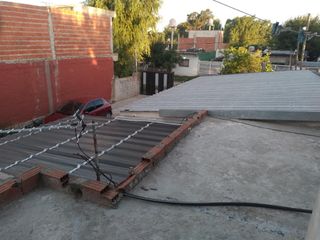 Foto 9 de Casa en venta - 2 Dormitorios 2 Baños - Cochera - 235Mts2 - Berazategui