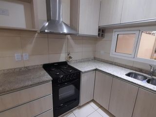 Foto 7 de VENDE DUPLEX EN CENTENARIO