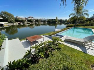 Foto 4 de Casa en  Alquiler Cabos del Lago Nordelta