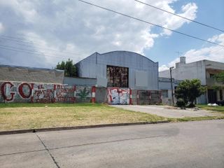 Foto 2 de Depósitos en venta - 2 Oficinas - 1030Mts2 - Tolosa [FINANCIADO]