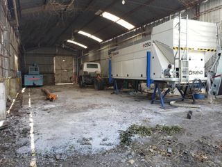 Foto 8 de Depósitos en venta - 2 Oficinas - 1030Mts2 - Tolosa [FINANCIADO]