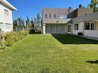 Foto 3 de Casa en  venta en Sauces del Limay