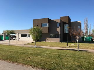 Foto 2 de Casa en  venta en Sauces del Limay