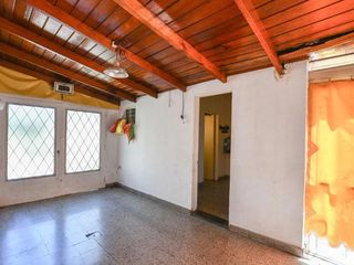 Foto 21 de Casa en venta - 3 Dormitorios 1 Baño - Cochera - 170Mts2 - Manuel B. Gonnet, La Plata