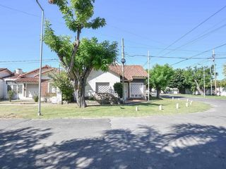 Foto 27 de Casa en venta - 3 Dormitorios 1 Baño - Cochera - 170Mts2 - Manuel B. Gonnet, La Plata