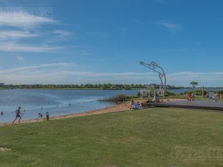 Foto 3 de Terreno en venta en el Barrio Araucarias, Puertos /  Escobar