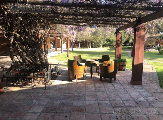 place photo 56