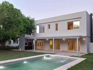 Foto 1 de Casa en venta San Matías Escobar