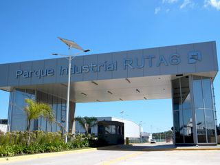 Foto 1 de Depósito 2150 m2 en Alquiler más 150 m2 Oficinas, en Parque Industrial Ruta 6, Los Cardales