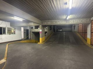 Foto 1 de Cochera cubierta con seguridad 24 hs en Villa Urquiza