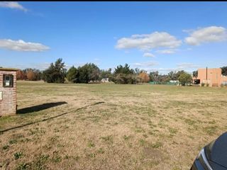 Foto 3 de OPORTUNIDAD lote en Medal Country Club, , vista al golf Central