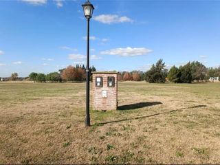 Foto 4 de OPORTUNIDAD lote en Medal Country Club, , vista al golf Central