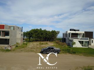 Foto 2 de Terreno Lote en venta en Costa Esmeralda primera linea al mar