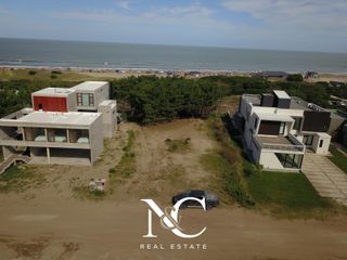 Foto 4 de Terreno Lote en venta en Costa Esmeralda primera linea al mar