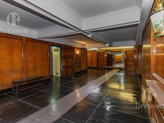 Foto 1 de Departamento en  venta en torre de categoría con cochera fija y seguridad - Retiro